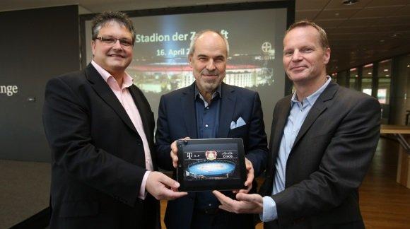 Left to Right: Dirk Backofen, Deutsche Telekom; Wolfgang Holzhaeuser, Bayer 04 Leverkusen; and Michael Ganser, Cisco; at the press conference announcing the installation of Cisco Connected Sports Solutions at BayArena. 