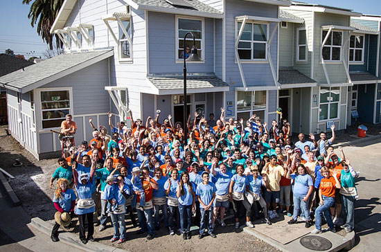 In October 2013, 185 Cisco employees joined other Habitat volunteers, including former U.S. President Jimmy Carter and his wife, Rosalynn, to help build 12 homes in Oakland, California.