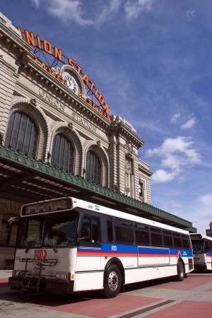 union-station-bus